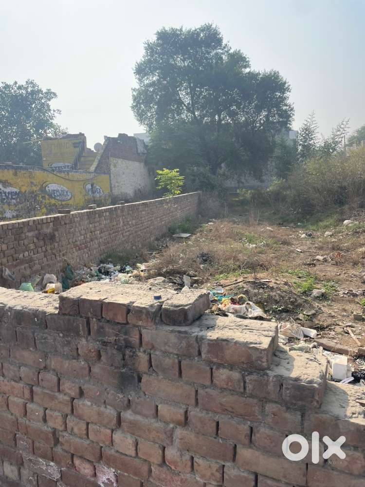 Main multania road