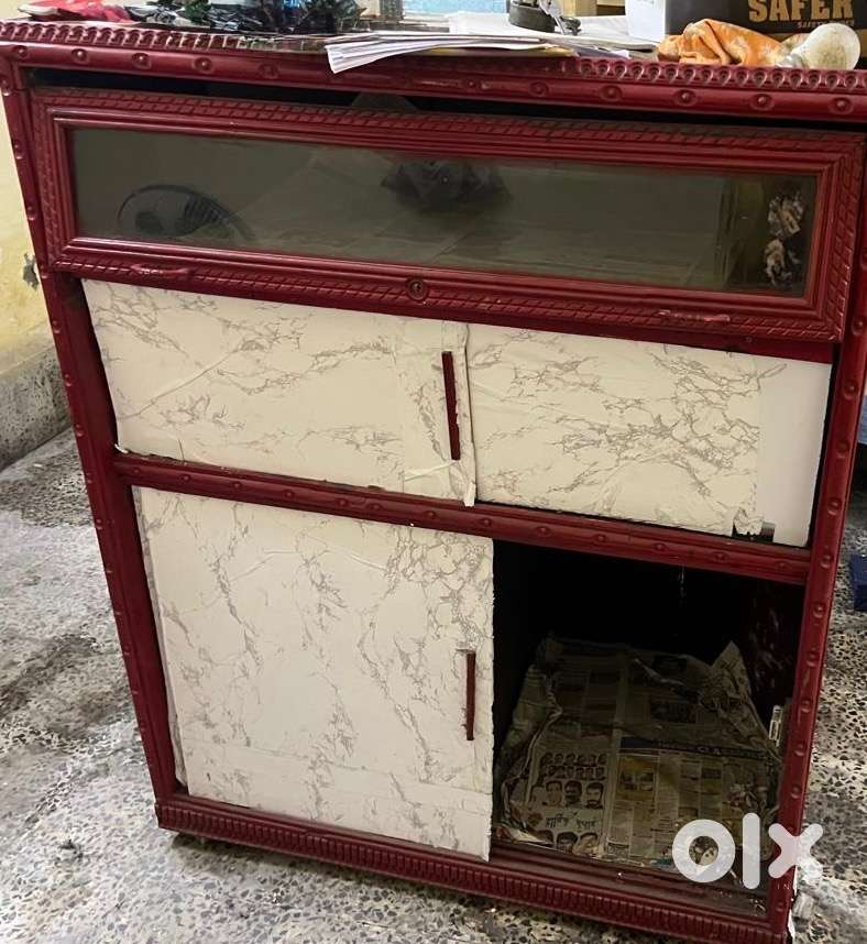 Showcase plus storage