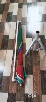 Standing umbrella with stand