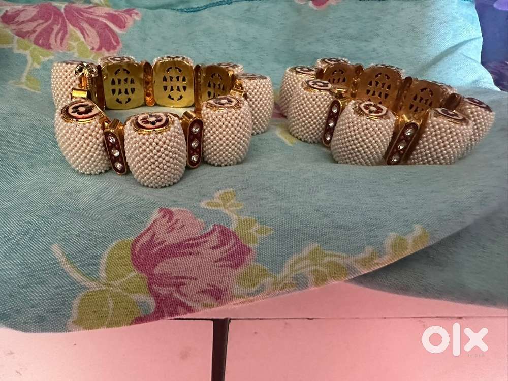 Immitation jewellery