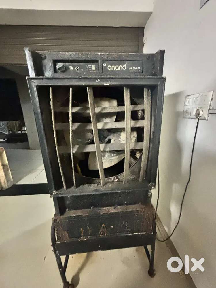 Cooler urgent sale