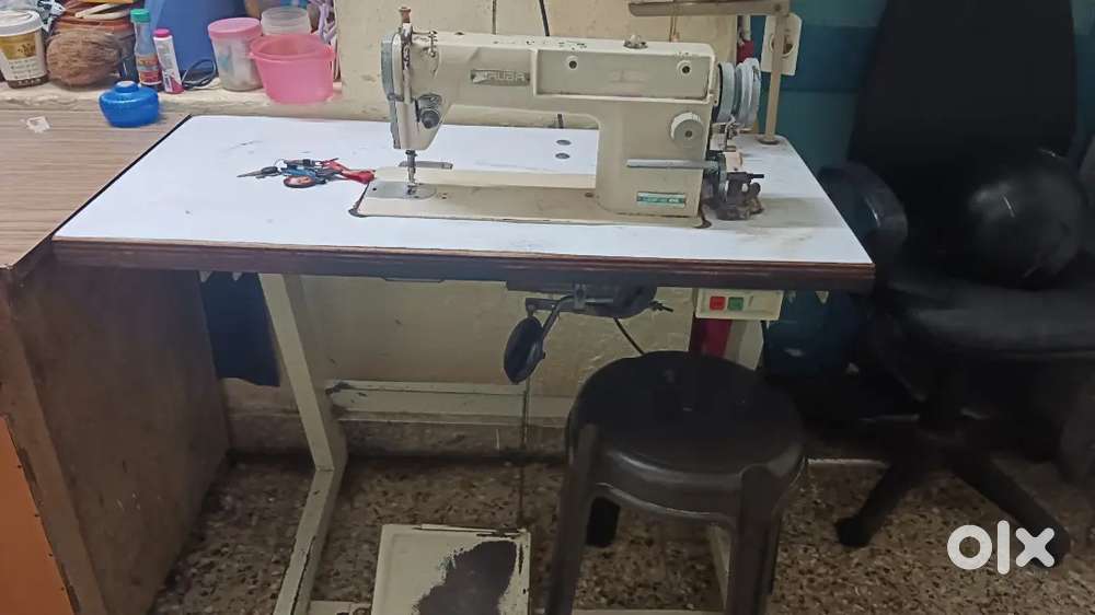 Tailoring machine