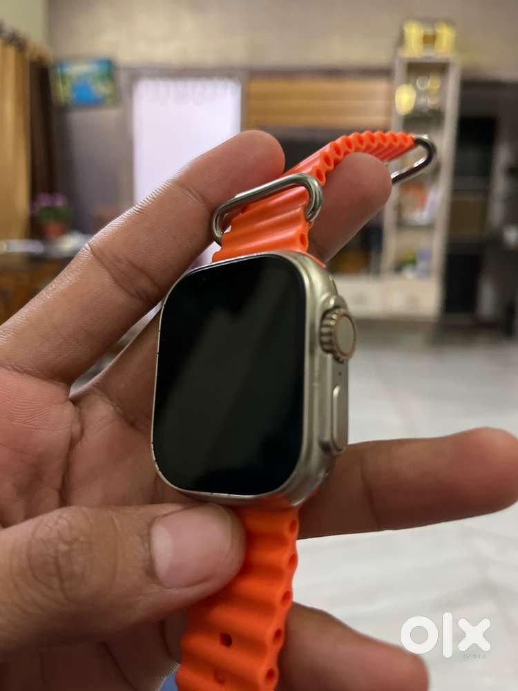 T800 watch with box