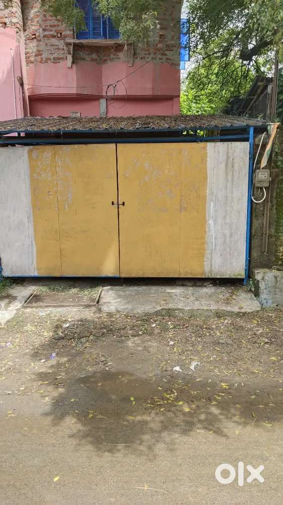 Dokan vara , four wheeler garage vara,