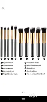 Makeup brushes