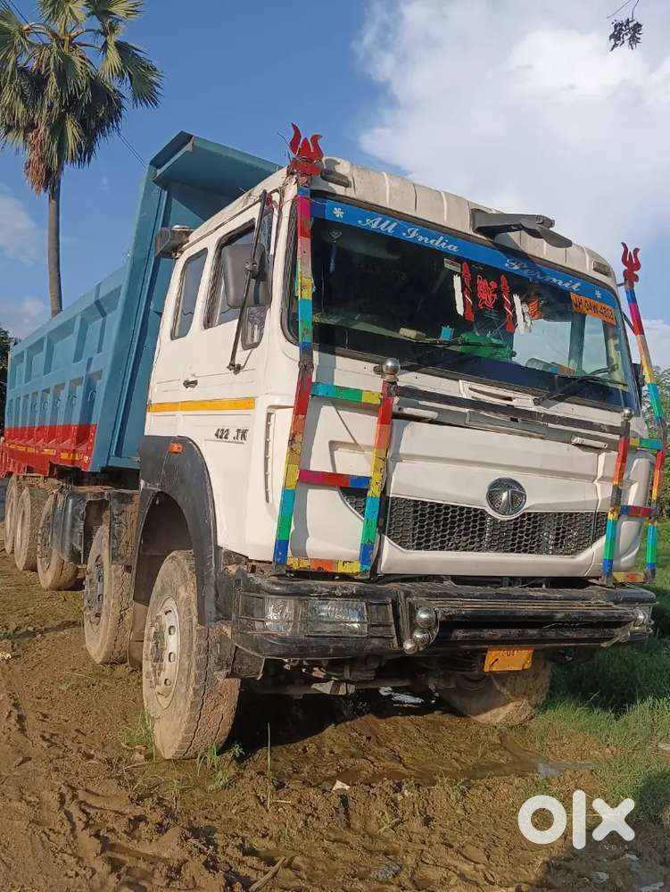 Hyva 14 chakka for sale directly by owner i am owner of this hyva