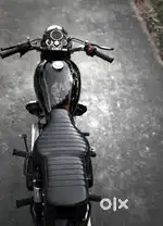 A old model standard bullet 350 with right side gear