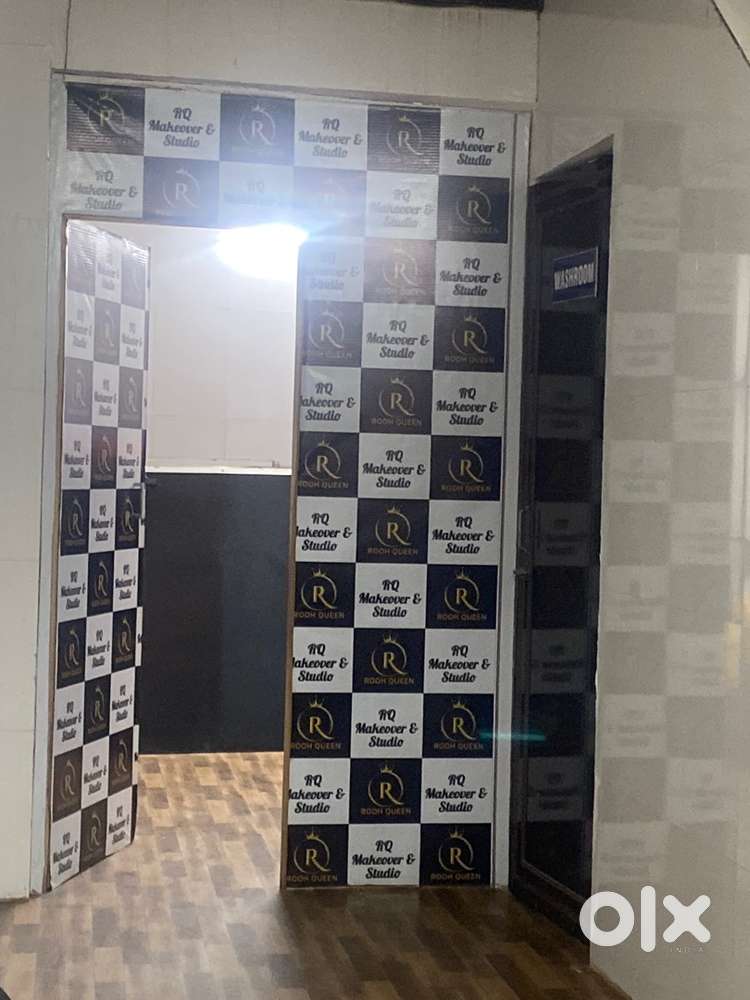 Unisex Hairdress or Men