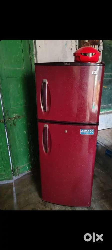 This is double door refrigerator no Gas