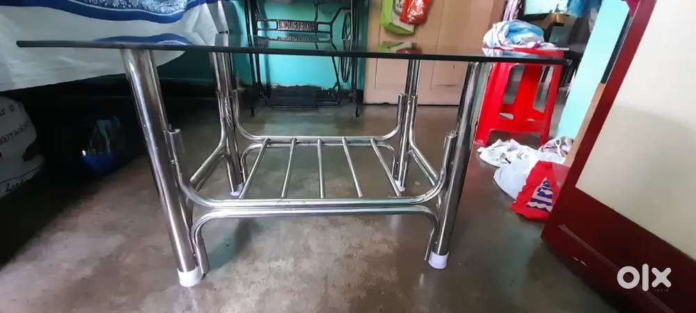 Centre table