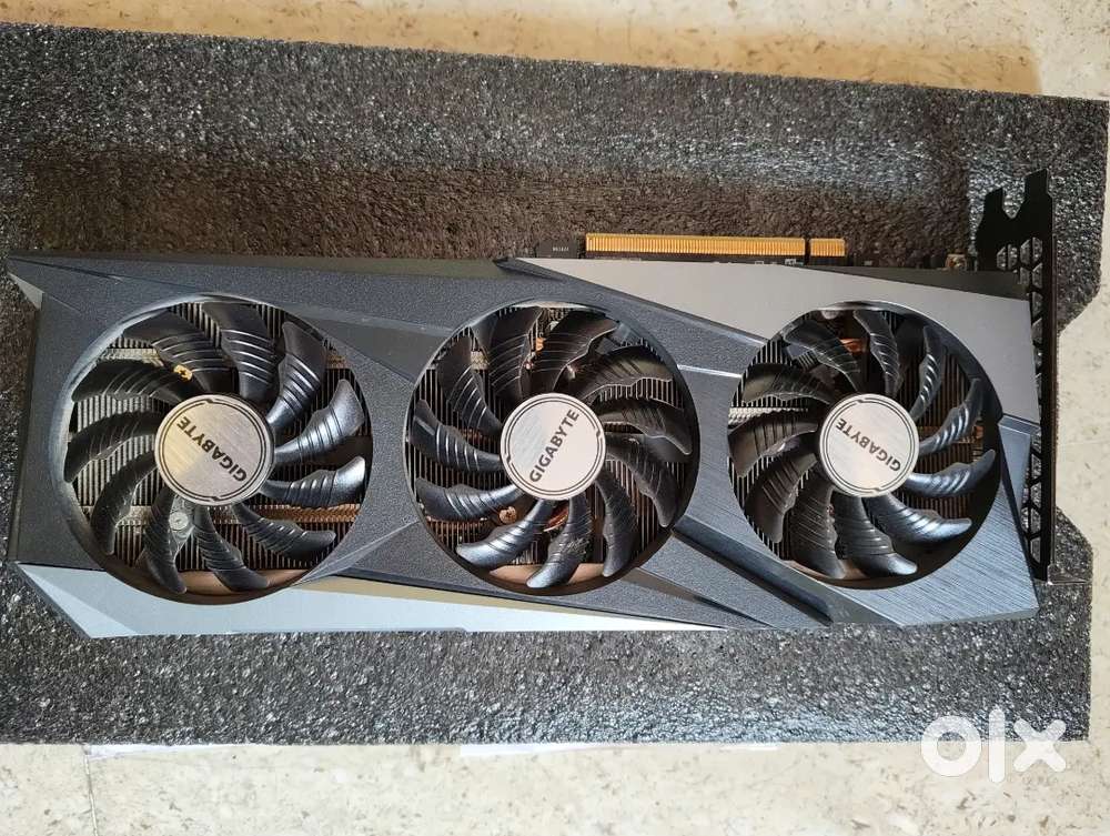 RTX 3060 12 gb triple fan