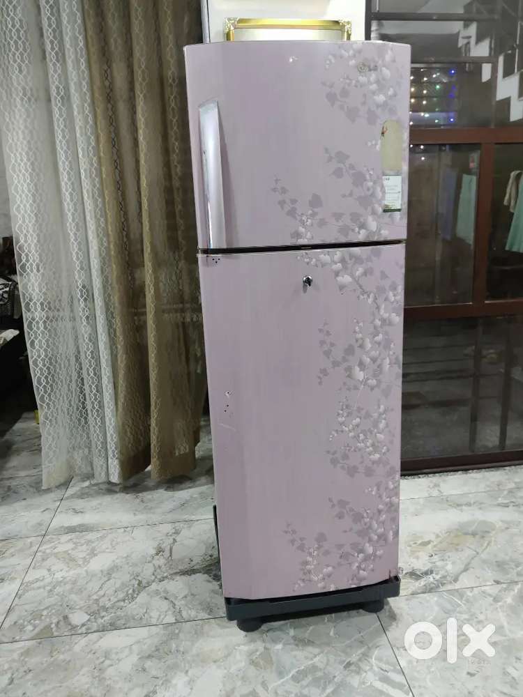 LG REFRIGERATOR
