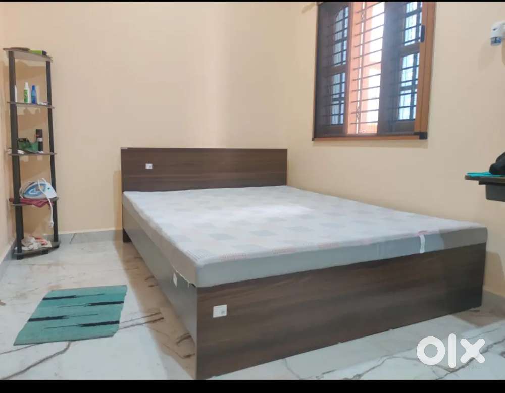 Double size bed Nilkamal for sell only 3 months old