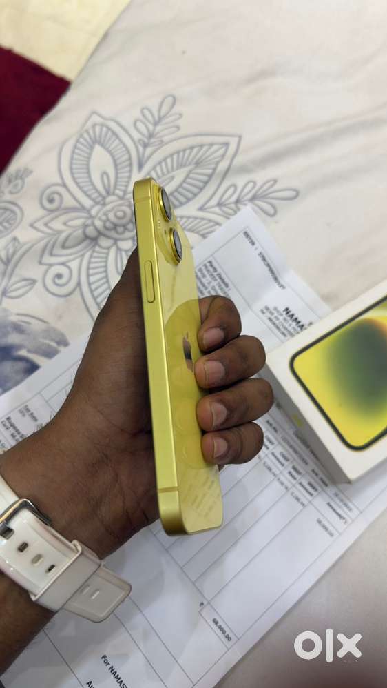 iPhone 14, 128 gb …..33000/- Excellent condition