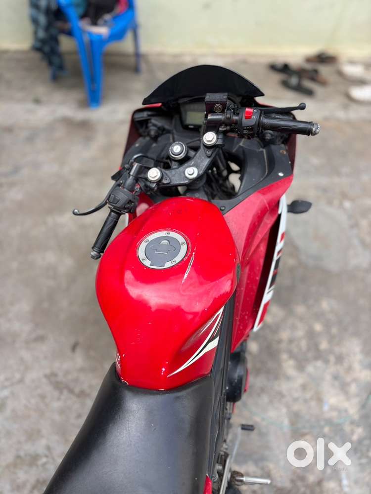 Yamaha r15 version1
