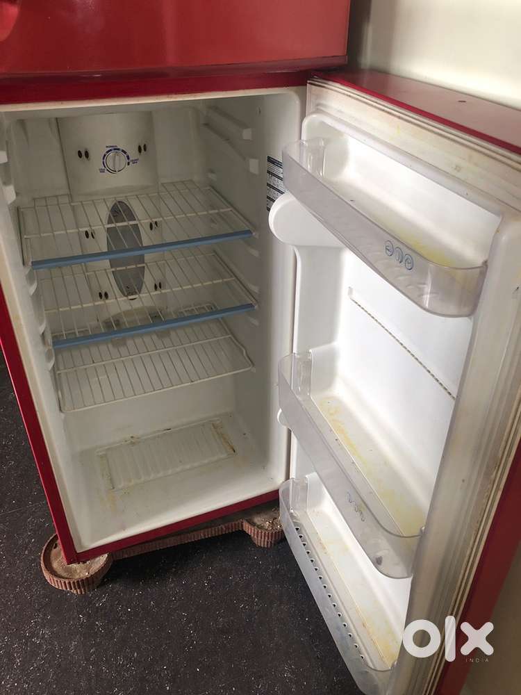 LG frige with good capacity and cooling condition