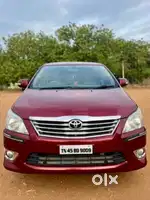 Toyota Innova 2.5 V 7 STR, 2013, Diesel