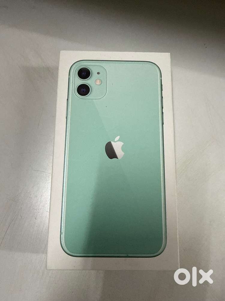 iPhone 11 64gb battery health 74%