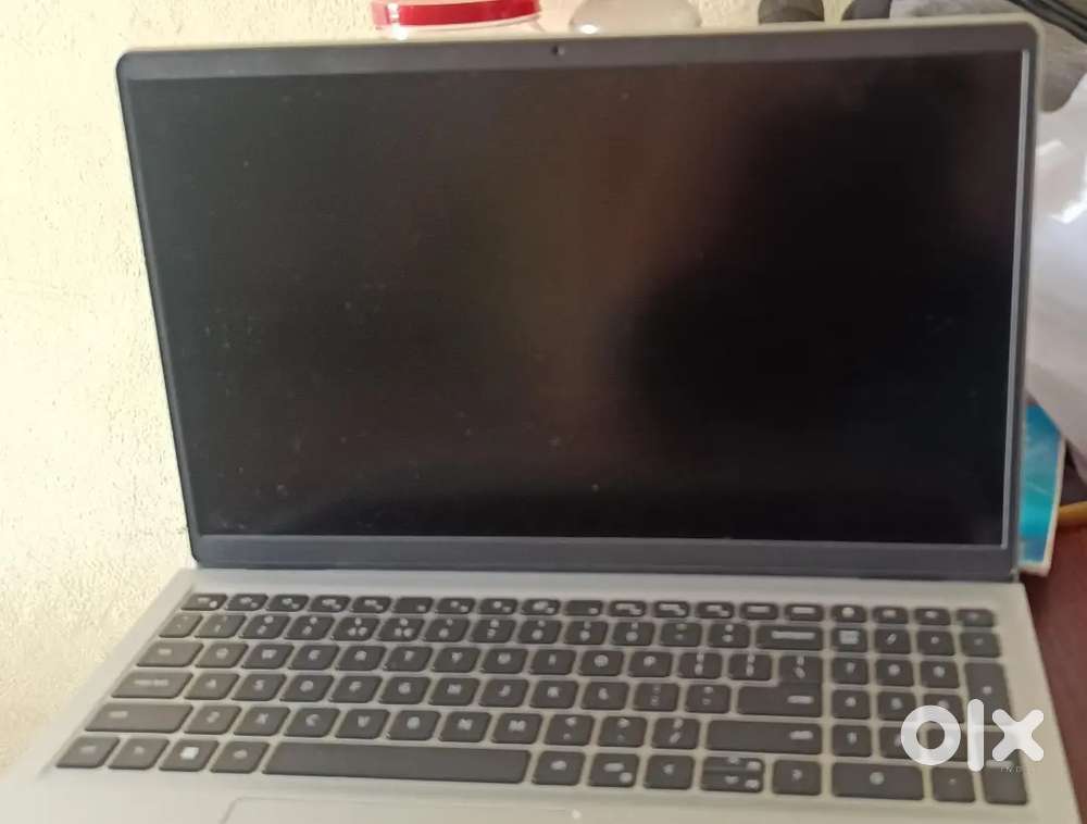 Dell Inspiron 15 3530