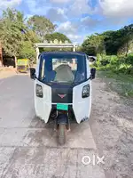 montra Electric