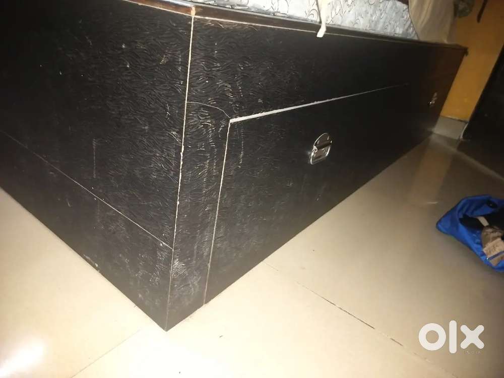 6 x 3 Single Box Bed