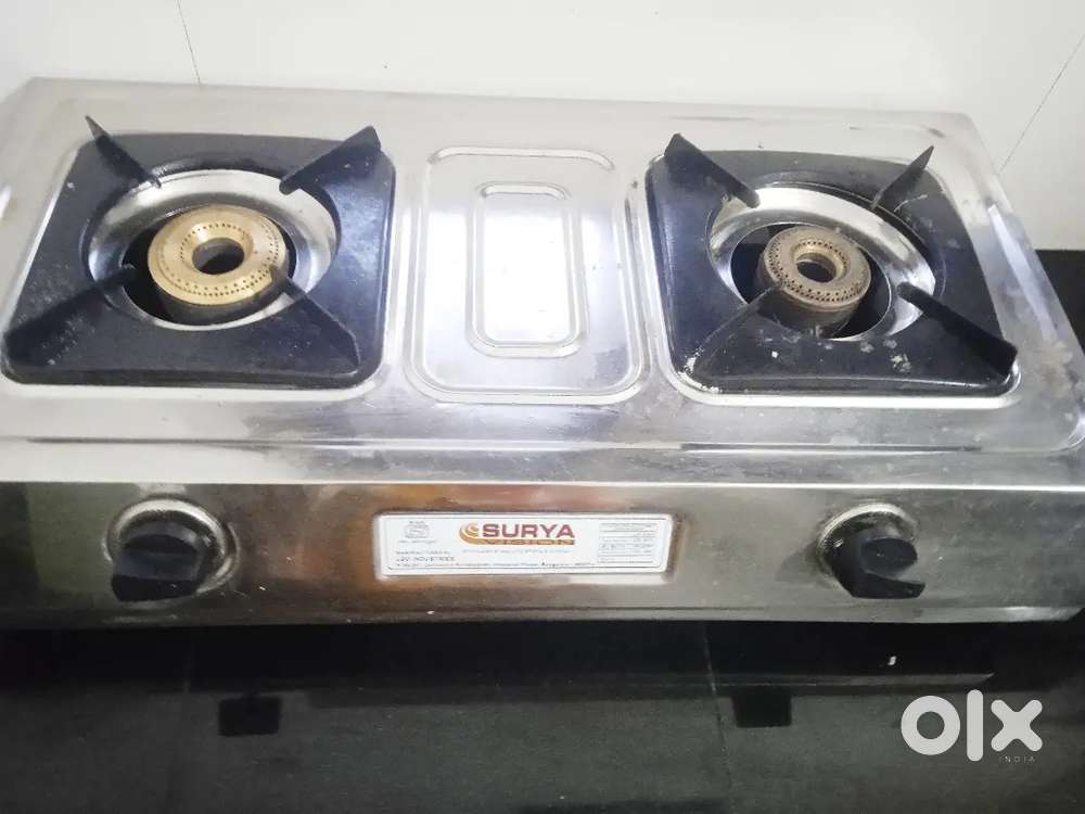 LPG stove & gas cylinder