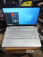 HP core i5 12th gen 8GB 512 SSD