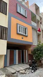 Independent duplex house