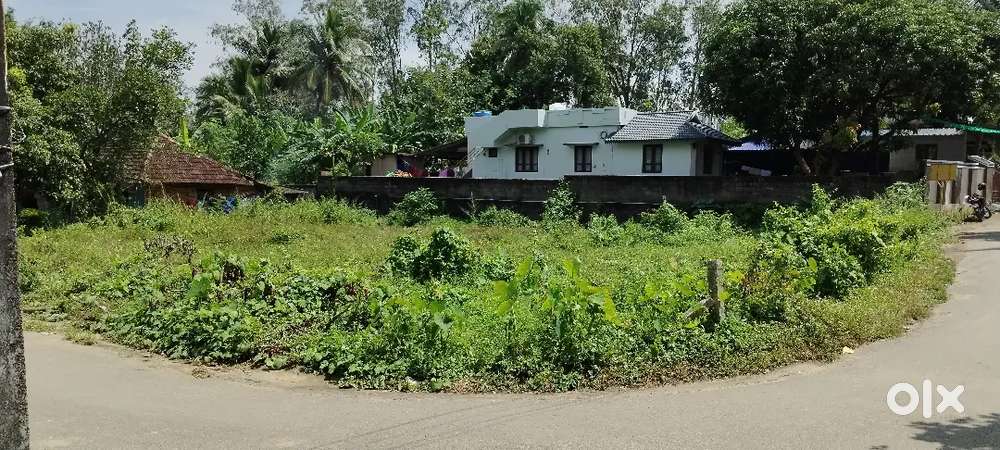 Near pudunagaram Railway station