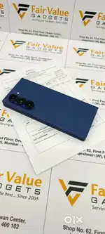 SAMAUNG GALAXY FOLD 6 12GB RAM 256GB STORAGE  ONE MONTH OLD ACTIVATED