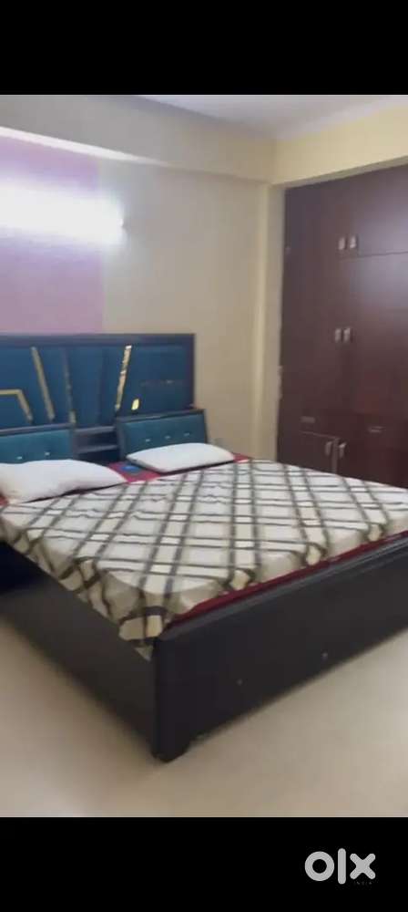 Supertech Palm green Delhi road