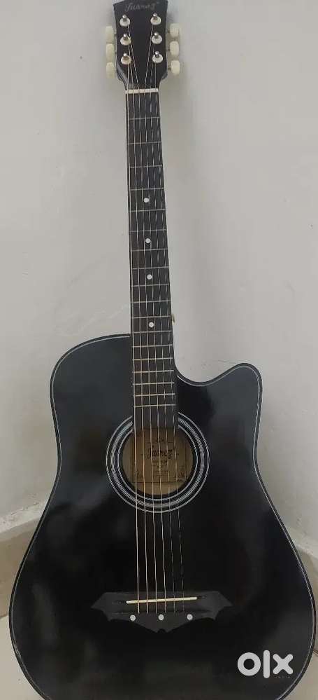 Juárez acoustic guitar,