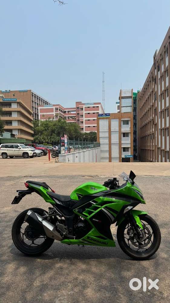 Kawasaki ninja 300 2019 model