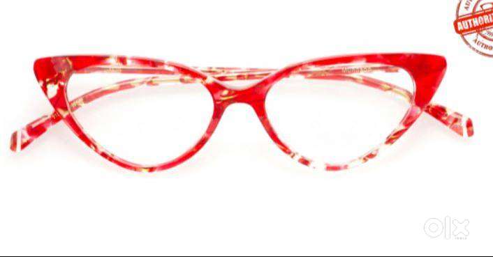 female accountant urgently required at borivli west