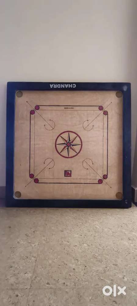 Premium Carrom Board for Sale – Smooth Play, Well Maintained