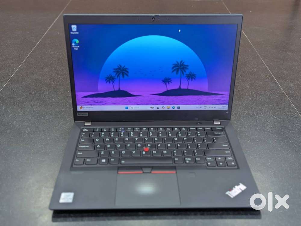 Portable laptop ! Lenovo ThinkPad T14 i5-10th Gen 16GB 256GB 14 inch