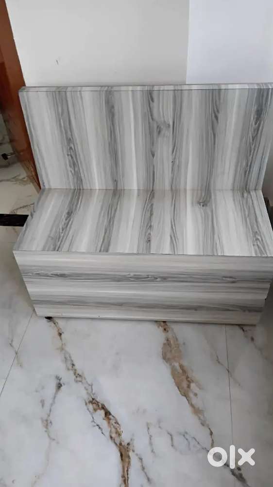 2 seater chair # 4 nos