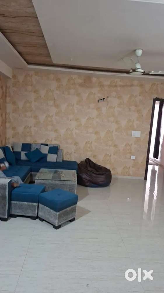 3BHK FARNISHED FLAT