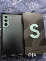 Samsung S22 in very good condition