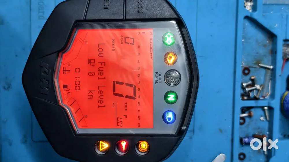 KTM DUKE SERVICE AND SALES AVAILABLE LCD&TFT DISPLAY SERVICE AND SALES