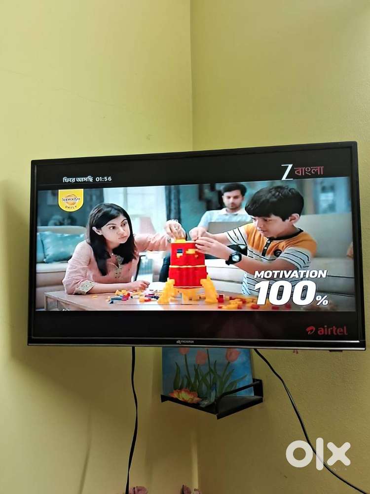 32 HD TV for sale-working without any issues for 6 years