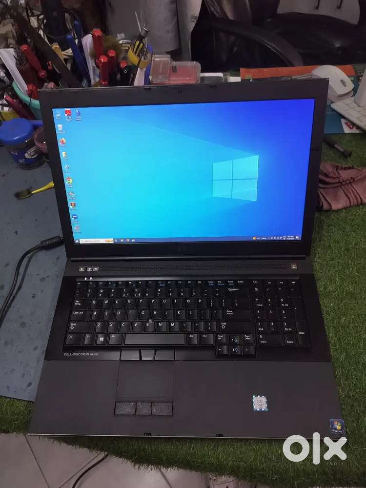 Dell Precision m6800 Ci7 4Gb graphic card 8gb ram 128gb SSD 500gb hdd