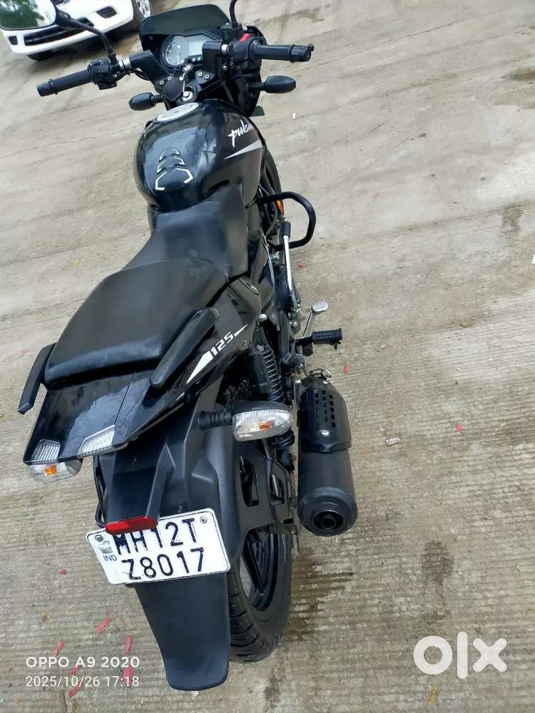 Bajaj pulser