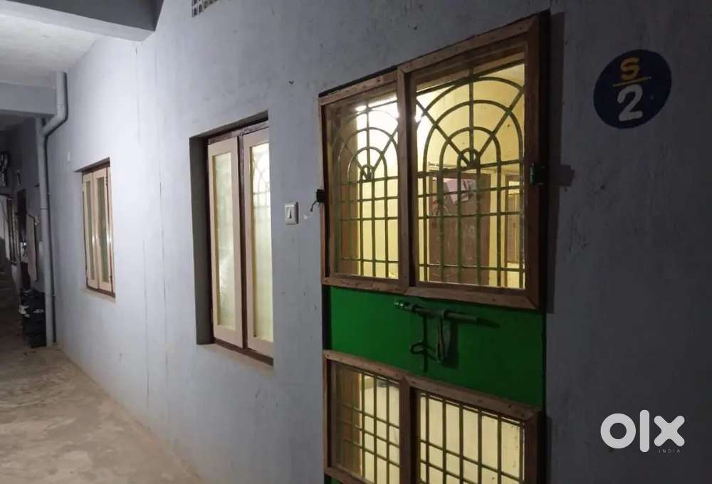 BUDGET FRIENDLY: 2 BHK GROUP HOUSE FLAT