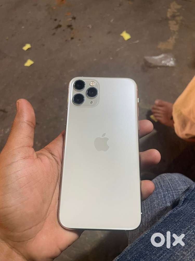 Phone saling i phon 11pro 256Gb ram desplay change new condeshion