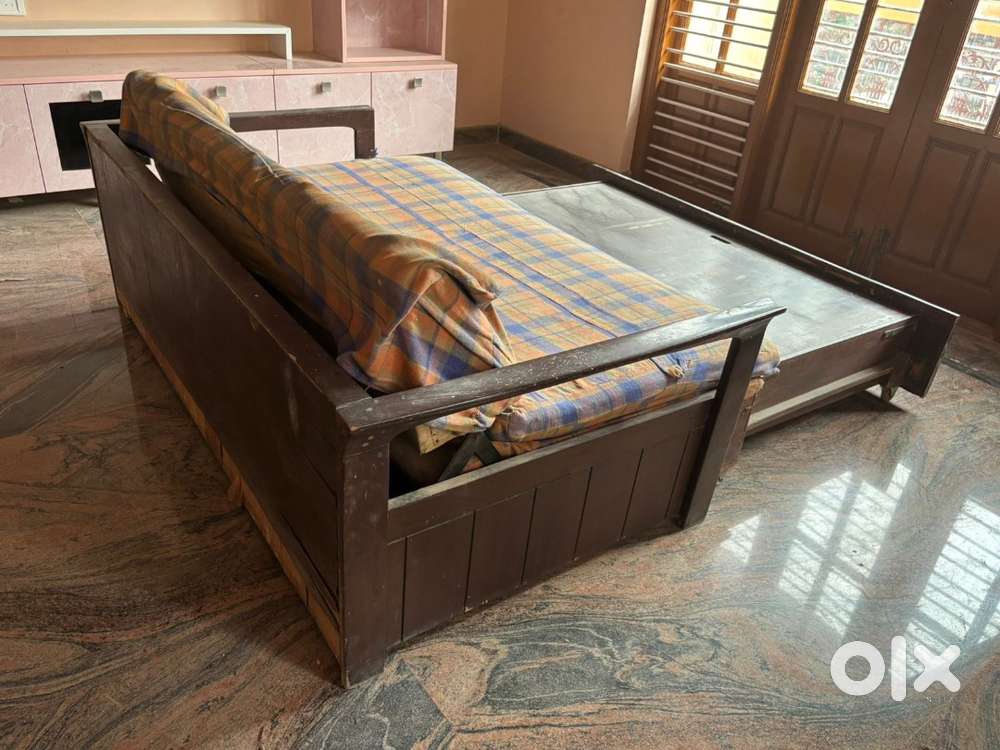 HIGH FUNCTIONALITY LARGE SOFA-CUM-BED WITH STORAGE JUST 4,500