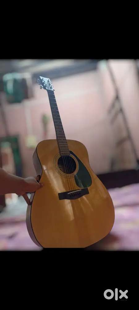 Yamaha f280 good condition 2mont old
