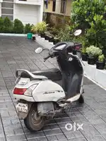 Perfect condition scooter only with minor body scratch