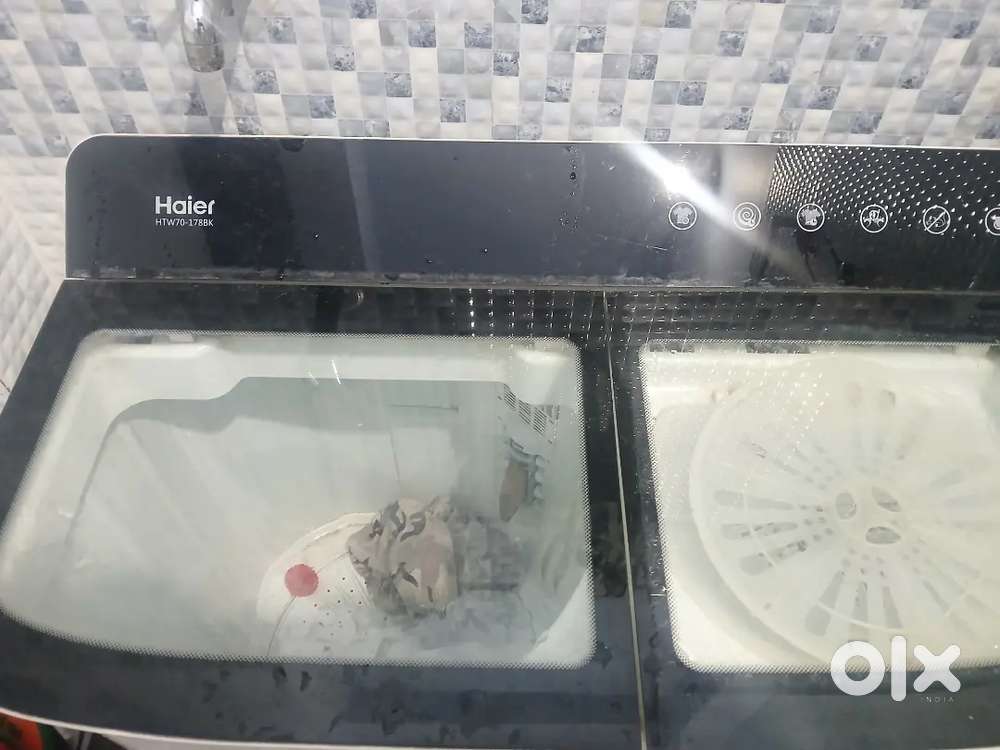 BRAND NEW CONDITION SEMI AUTOMATIC WASHING MACHINE