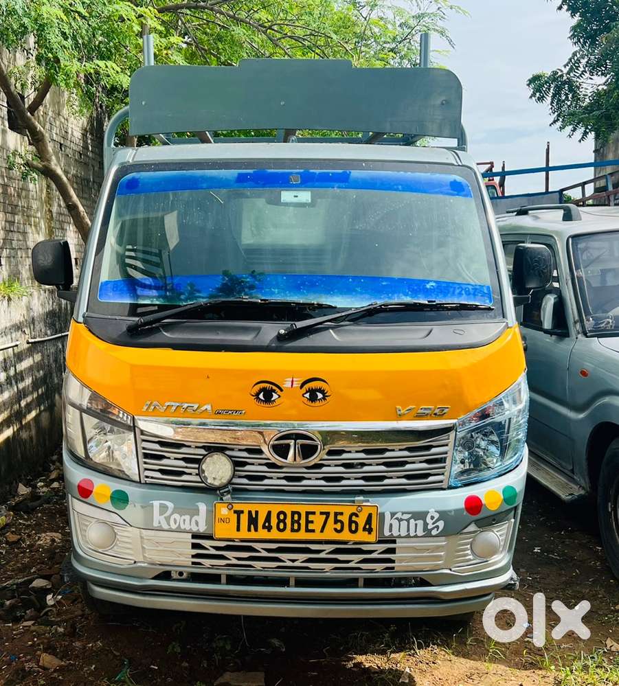 Tata intra v50 diesel open body single owner